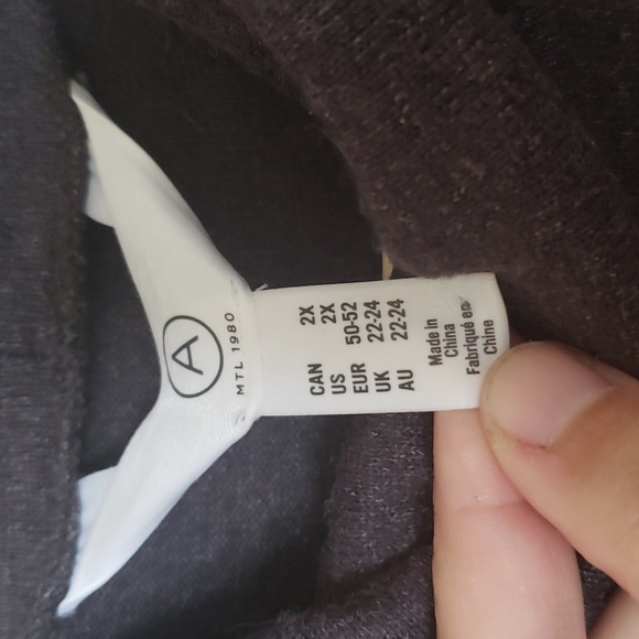 Additionelle 2X Charcoal Sweaterdress - Picture 2 of 5